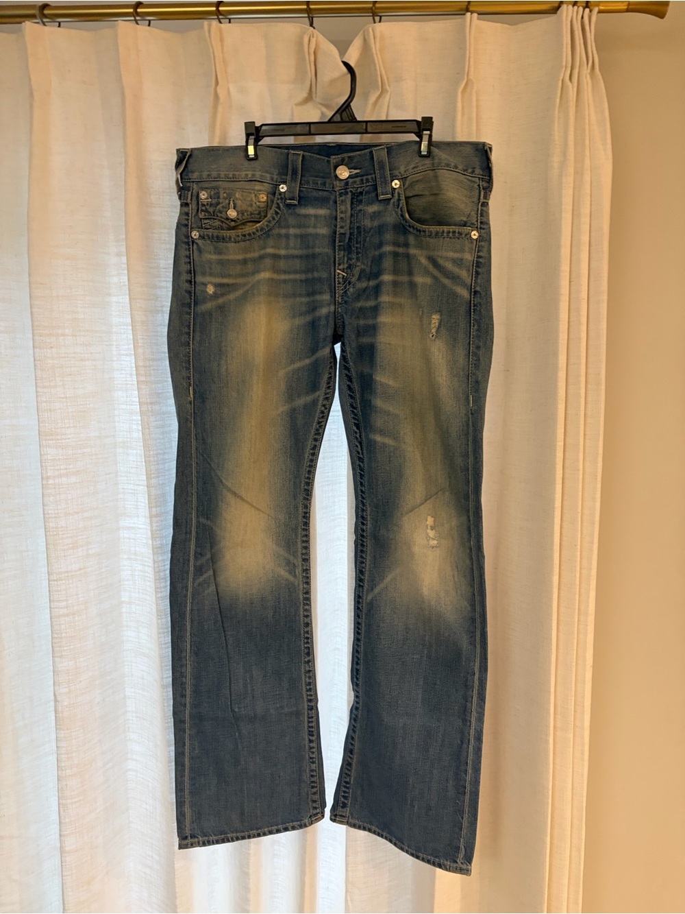 True Religion Men's Blue Bootcut Jeans with Fading waist 33